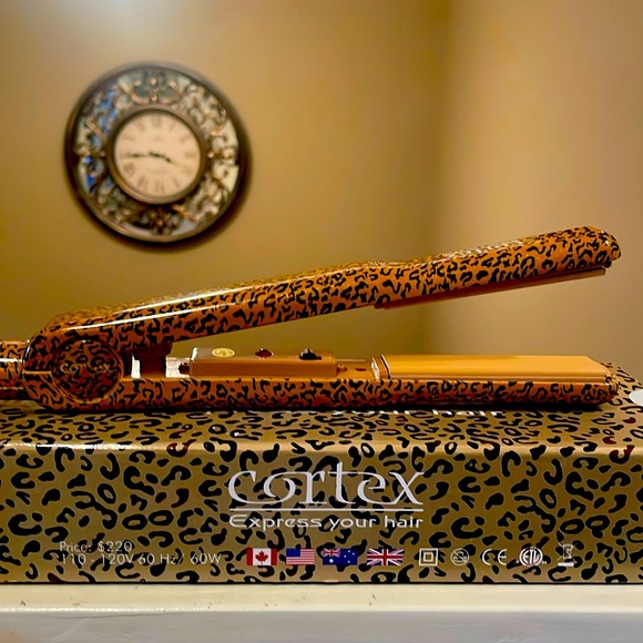 Cortex hair straightener - Picture 1 of 7